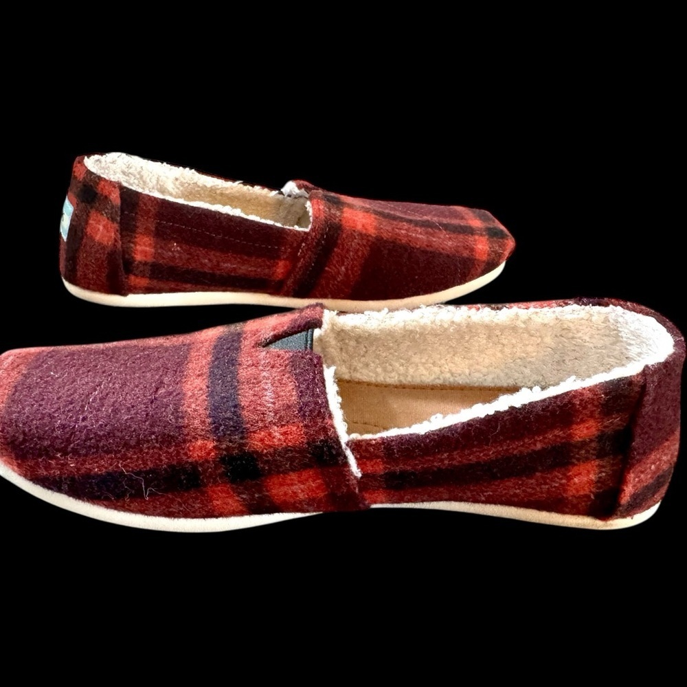 TOMS Burgundy Plaid Fleece-Lined Slip-Ons - Picture 5 of 8